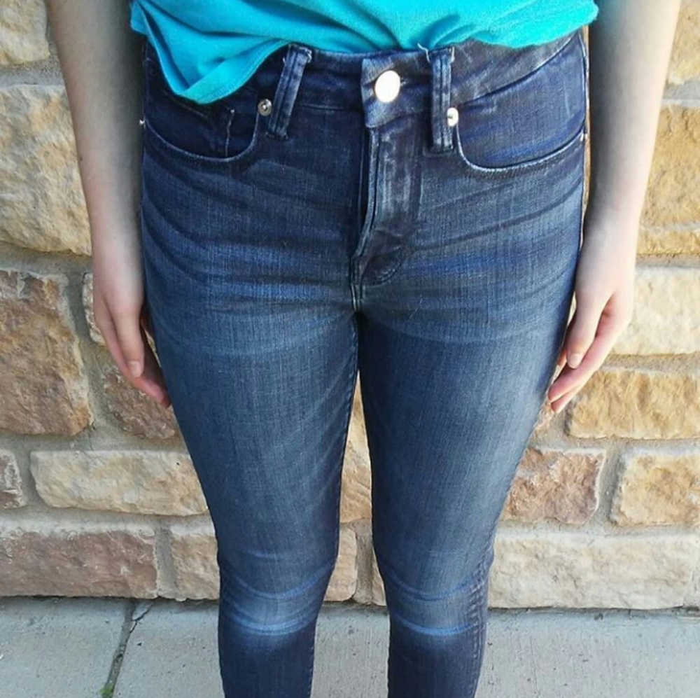 NWOT Good American Jeans